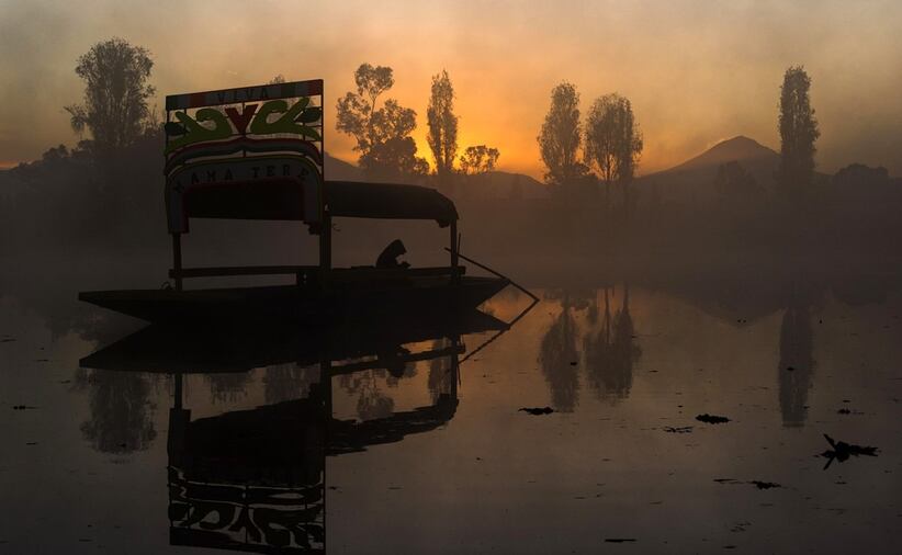 Las trajineras son parte importante de la cultura mexicana, viajar en una de ellas es una experiencia que vale la pena vivir al menos una vez, así que lánzate a Xochimilco a disfrutar de esta tradición. Foto: Archivo EL UNIVERSAL