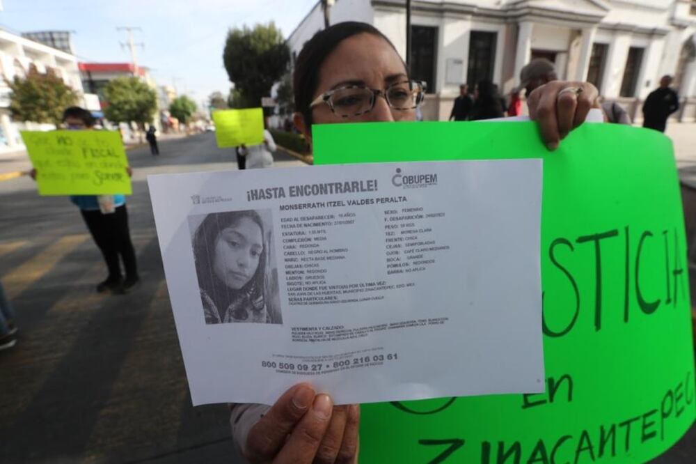 Familiares de Monserrat Itzel Valdés Peralta exigen que la menor sea localizada Foto: Jorge Alvarado/ EL UNIVERSAL