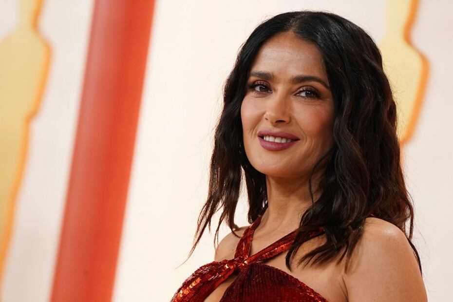 Salma Hayek en los Oscar 2023 / Foto: AP